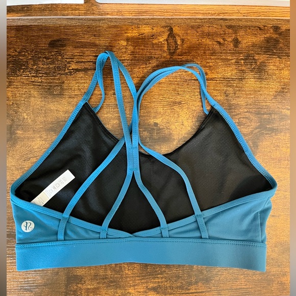 Amazon LuLu Copycat Sports Bra - Picture 2 of 4